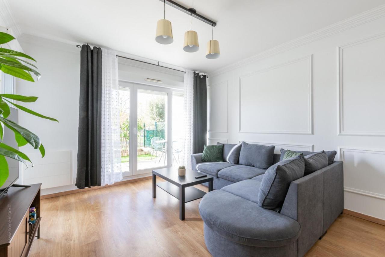 La Parisienne By Plaza Appartement Montévrain Buitenkant foto